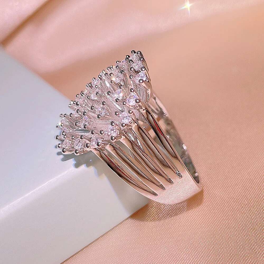 2022 NEW Princess Cut Big Rings For Women Moissanite Gemstones Cubic Zirconia S Sier Engagement Wedding Geometry Jewelry