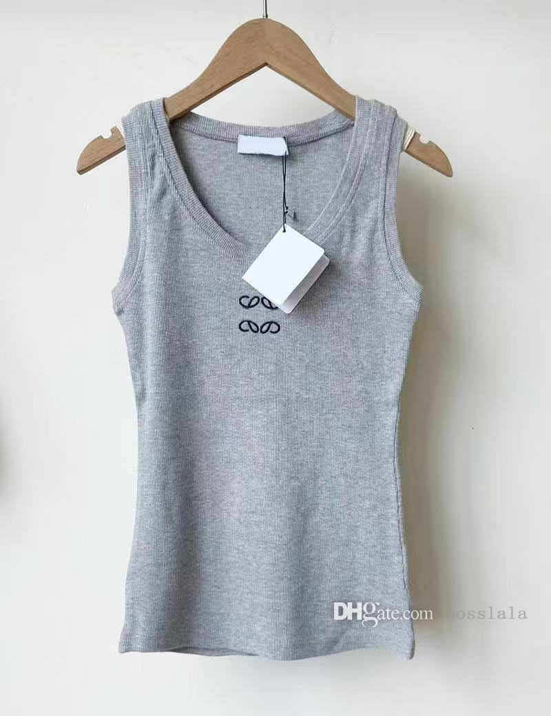 Womens Designer T-shirt Slim Fit Tank Top Embroidery Short Open Tee Small Street Hot Girls Versatile Clothes Breathable Leisure Versatile