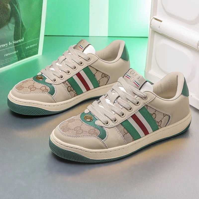 Classic casual shoes Designers fashion gold black Fashion shoes for men and women IYOH