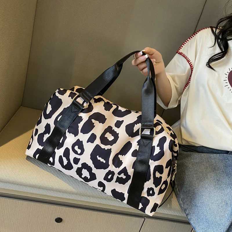 Diaper Bags New Travel Bag Short-distance Business Trip Bags Large Capacity Waterproof Travel Bag Fashionable Oxford Cloth Fitness Bag Y250227HX82