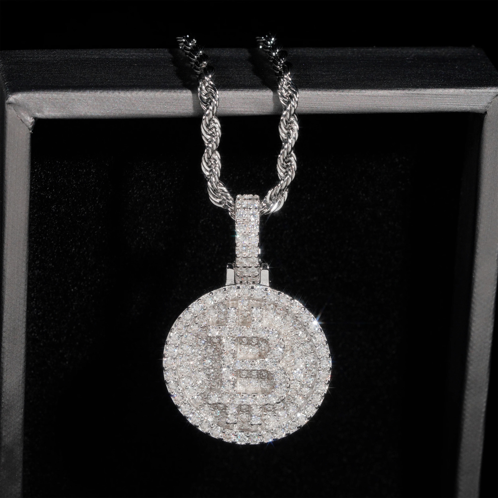 Hip Hop Iced Bitcoin Pendant 925 Sterling Silver D Color Diamond Pendant Necklace Pass Test 250227