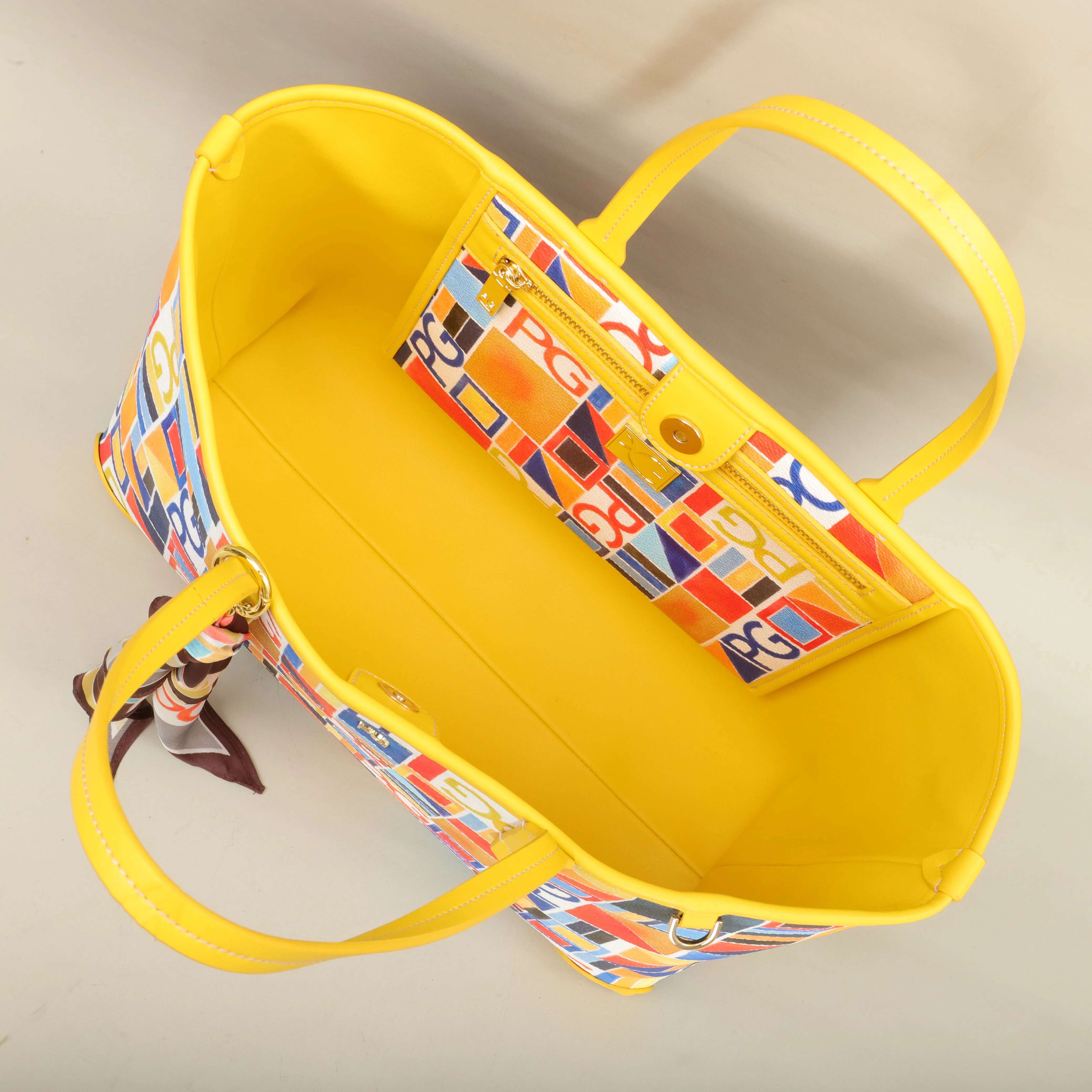 PG Large Capacity And Shopping Multi Functional Handbag Fashion Retro Women's New Shoulder Bag