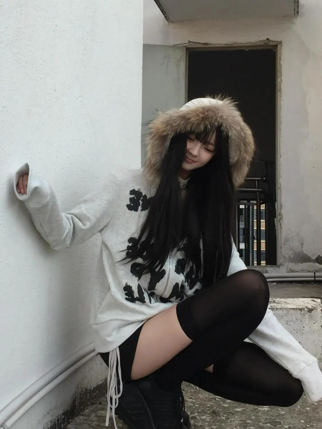 Y2k INS Retro Fur Collar American Zipper Hooded Sweater Women Autumn and Winter Korean Version Of Thick Silver Fox Velvet Coat 250226