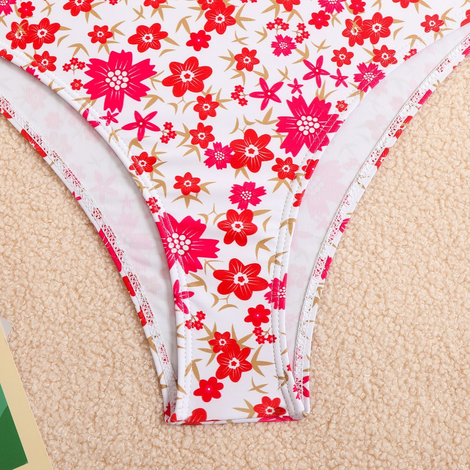 2025 new split women's floral small fresh high elasticity durable swimsuit for hot springs designer bikini