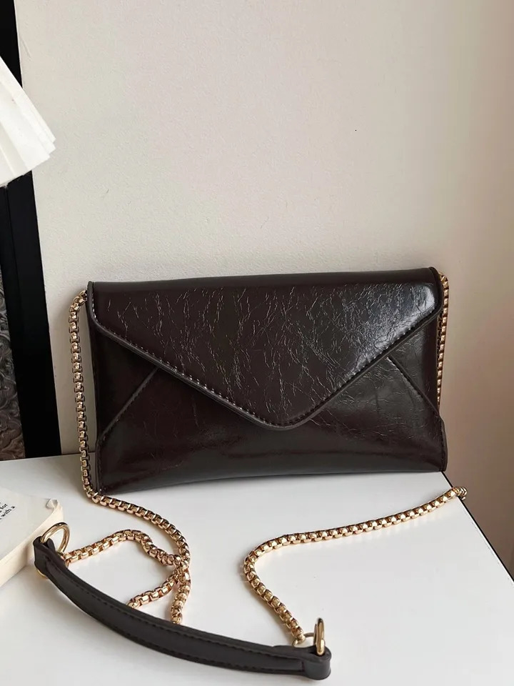 Ship from US Korean version shoulder chain bag for women fashionable and stylish envelope crossbody versatile change phone 250227FBB