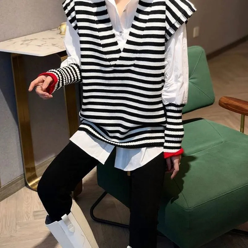 Female Casual Striped Patchwork Blouse Fashion V-Neck Knitted Vest Two Piece Set Korean Loose Single-breasted Polo-Neck Shirt 250226