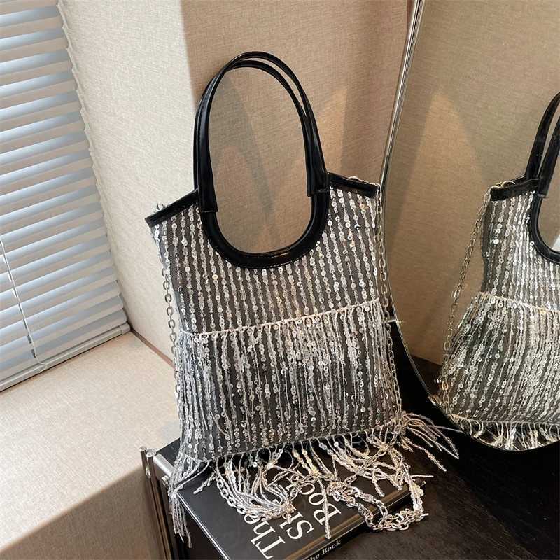 Super Cool Tassel Chains Square Shoulder and Crossbody Bags Hasp Sequined Exquisite Shine Party Handbags for Women 2024 Hot SaleXJ250227