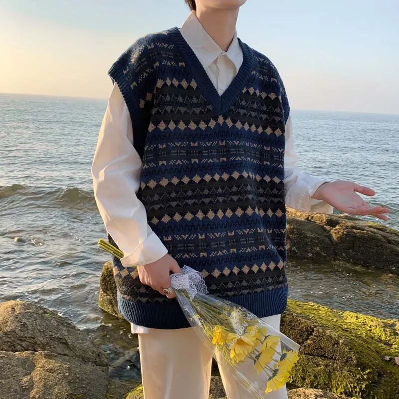 Retro warm sweater mens Vneck knitted spring loose casual long sleeved sleeveless jacquard 250225
