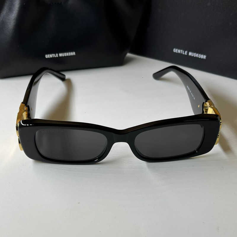 Top Luxury Designer High Quality Sunglasses Classic 2024 New Paris Home Double b Sunglasses Womens High Version Square Gold Letter Mirror Legs Bb0096s