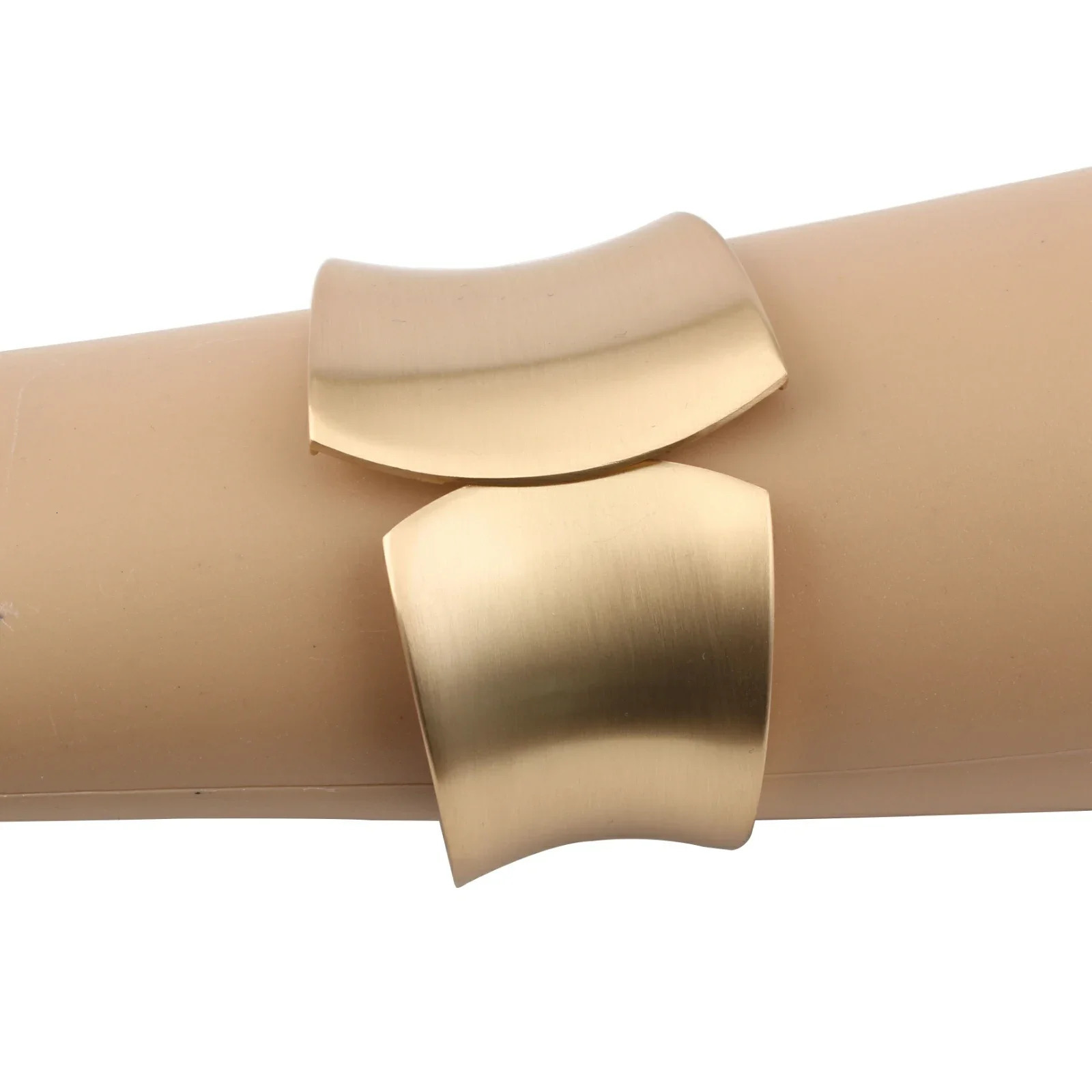 Gold Color Arm Cuff Wide Non Tarnish Bracelets for Women Trendy Alloy Metal Chunky Statement Thick Plated Hinge Wrap Bangle 250227