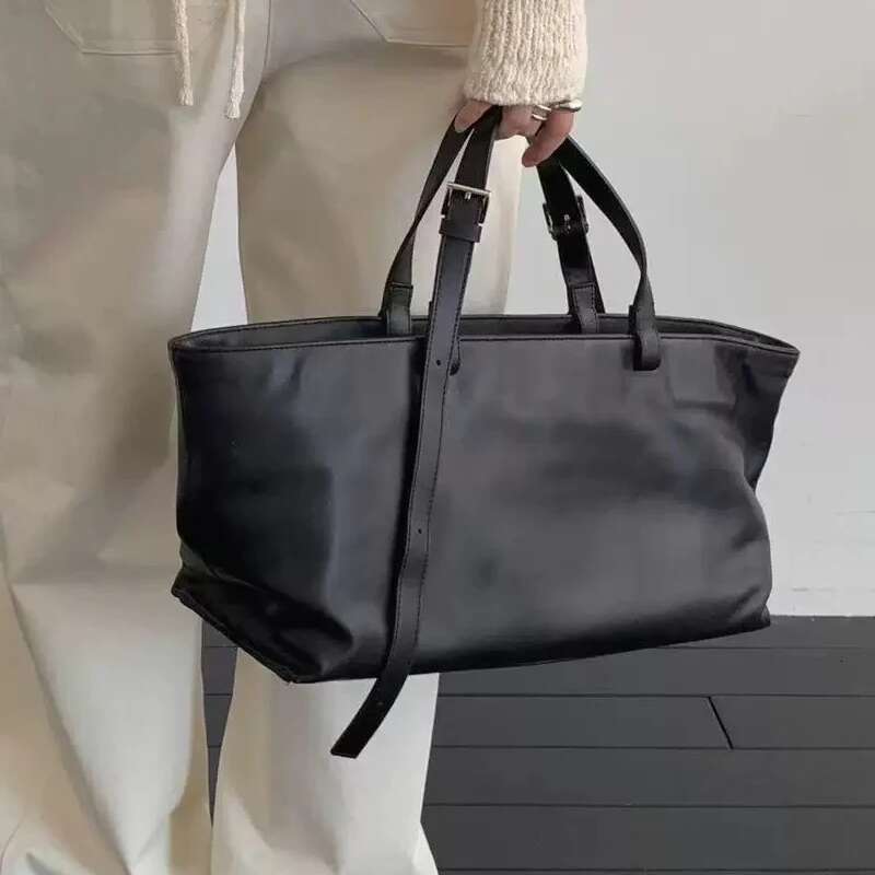 Tote Black Bags For Women Designer Handbags And Purses 2025 New In Fashion Large Capacity Commuting Underarm Shoulder