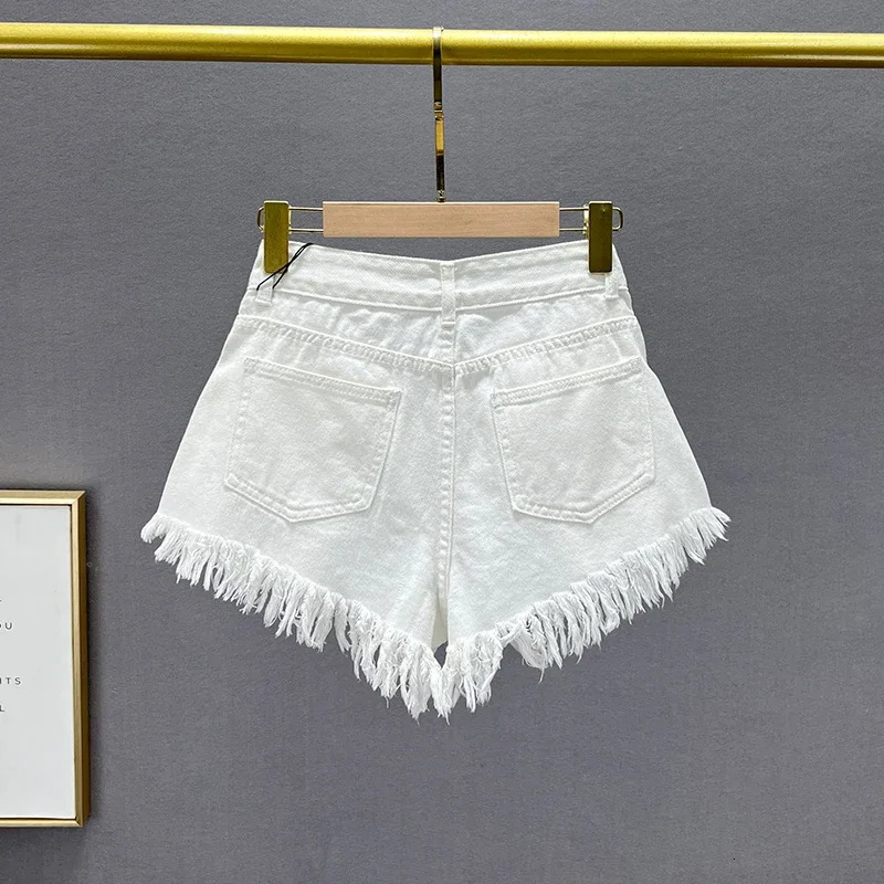 Diamond-Embedded Denim Shorts Womens Fashionable Summer High Waist Loose Slimming Raw Hem Wide Legs Short Pants 250226