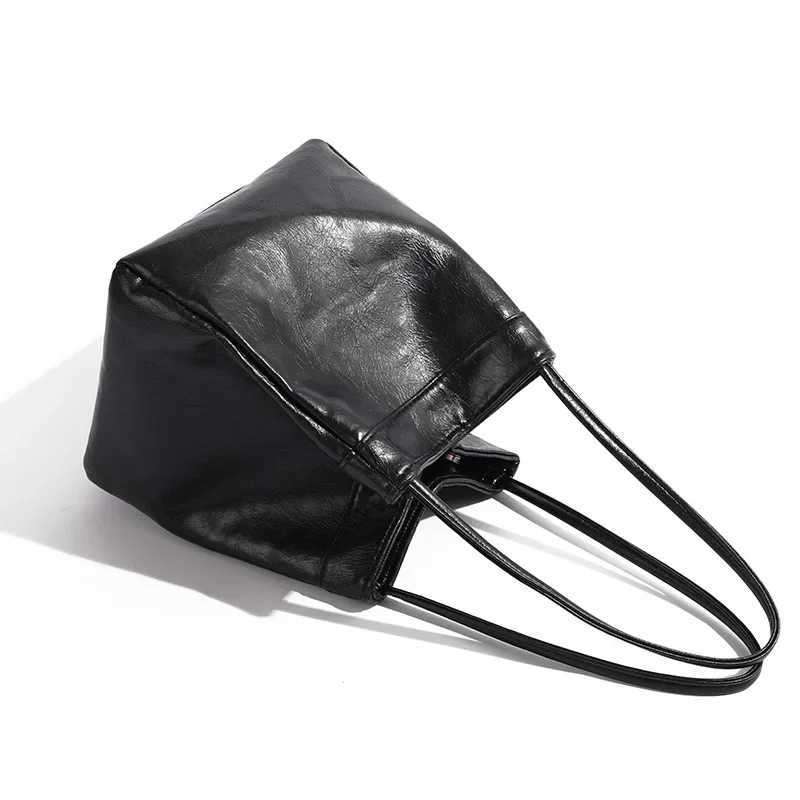New Arrival Silver Bucket Bag Women Casual Retro PU Leather Handbag Ladies Luxury Shining Soft Small Square Evening Party Shoulder Bag T250227