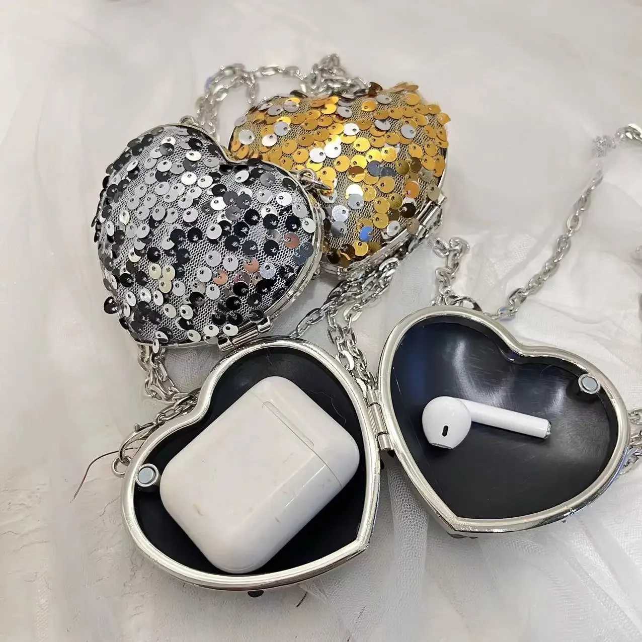 New Arrival Fashion Heart Lipstick Pack for Women New Sequin Shoulder Bags Designer Chain Mini Crossbody Bag T250227