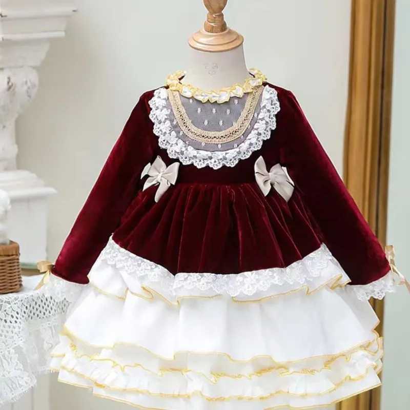 Girl's Dresses Baby Girl Princess Lace Velvet Dress Fleece Inside Infant Toddler Child Warm Bow Dress Birthday Xmas Party Baby Clothes 1-14Y Y250