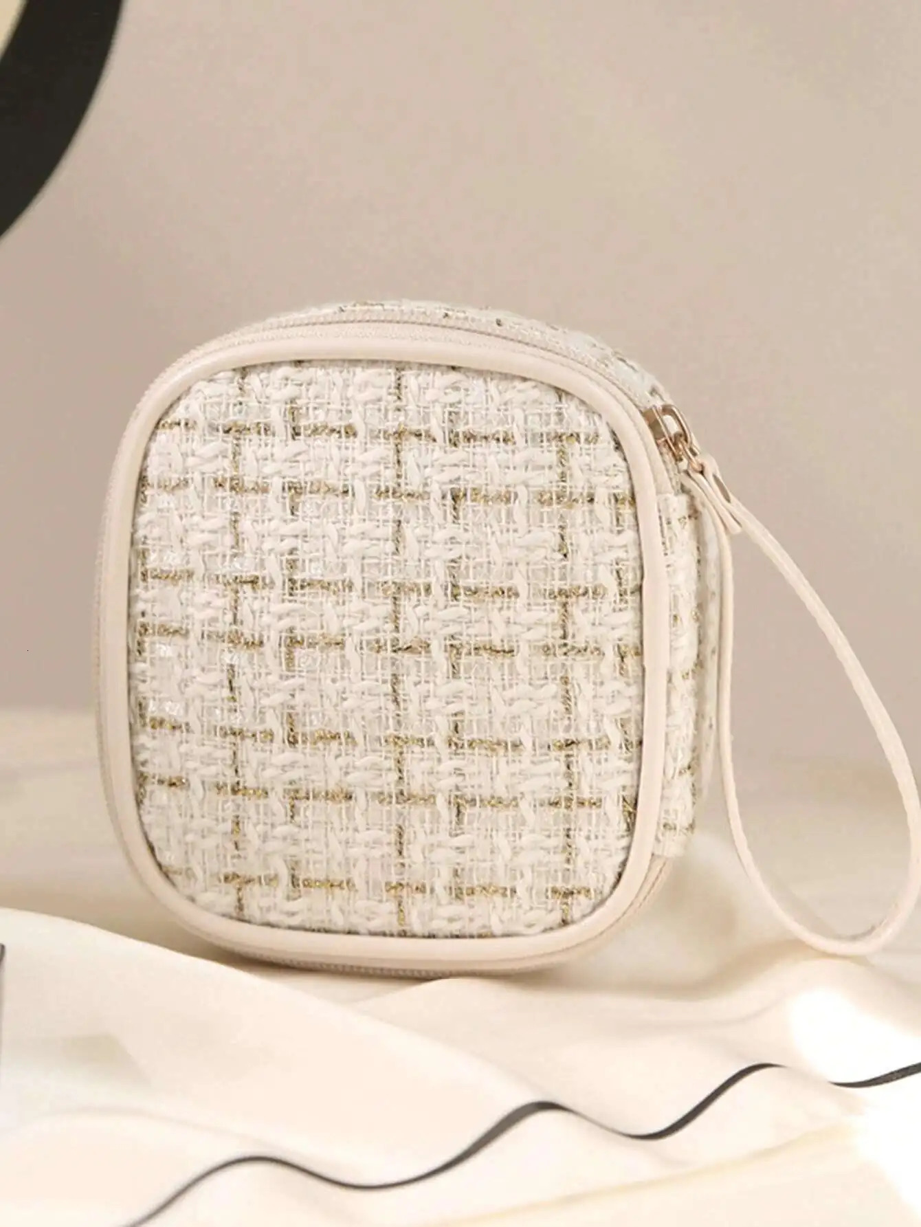 Ship from US 1pc Korean Style Cosmetic Bag Portable Mini Sanitary Napkin Menstrual Travel Makeup Organizer 250227FBB