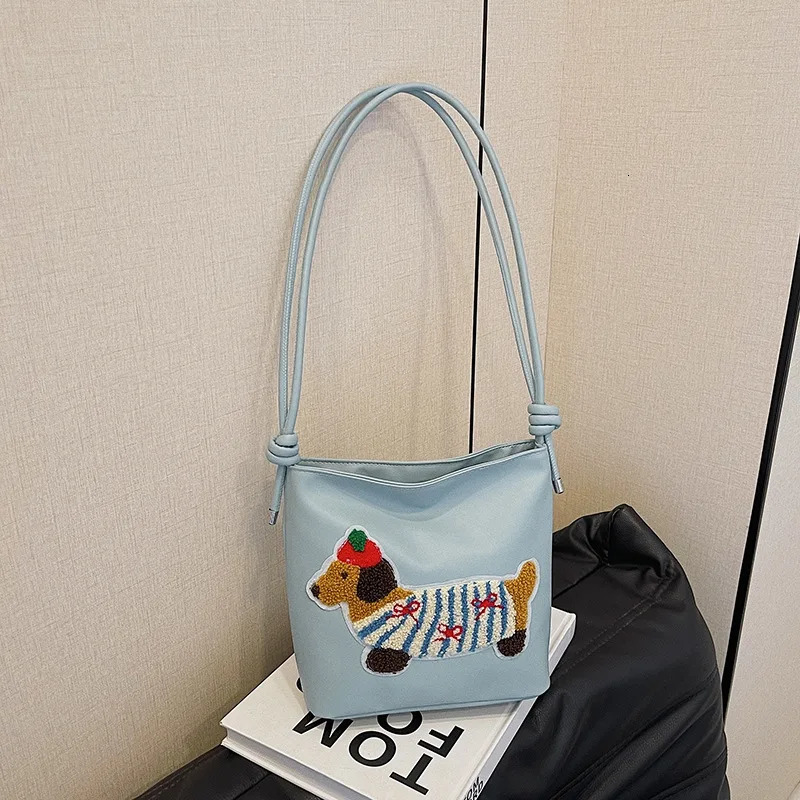 Ship from US fashion Korean Ins cute bucket bag suitable for women simple small casual highend Cross Shoulder Bag 250227FBB