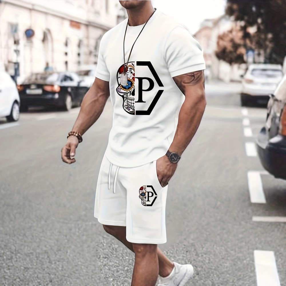 Designer Free Shipping Summer Hot Selling New Fashionable And Creative Men's Short Sleeved T-shirt Shorts