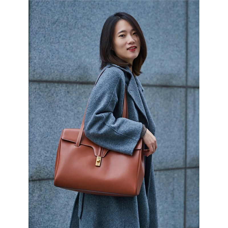 Designer Female Big Cousin Liu Wen, Same Style, Large Capacity Tote Commuting Bag, Leather Handbag, Single Shoulder Armpit Bag