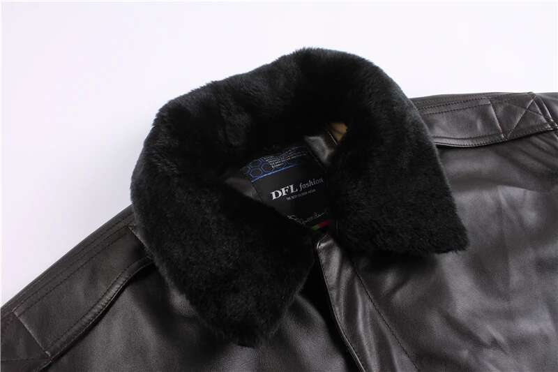 2023 Winter Vintage A2 leather jacket men streetwear Removable fur flight motorcycle bomber padded air force coat