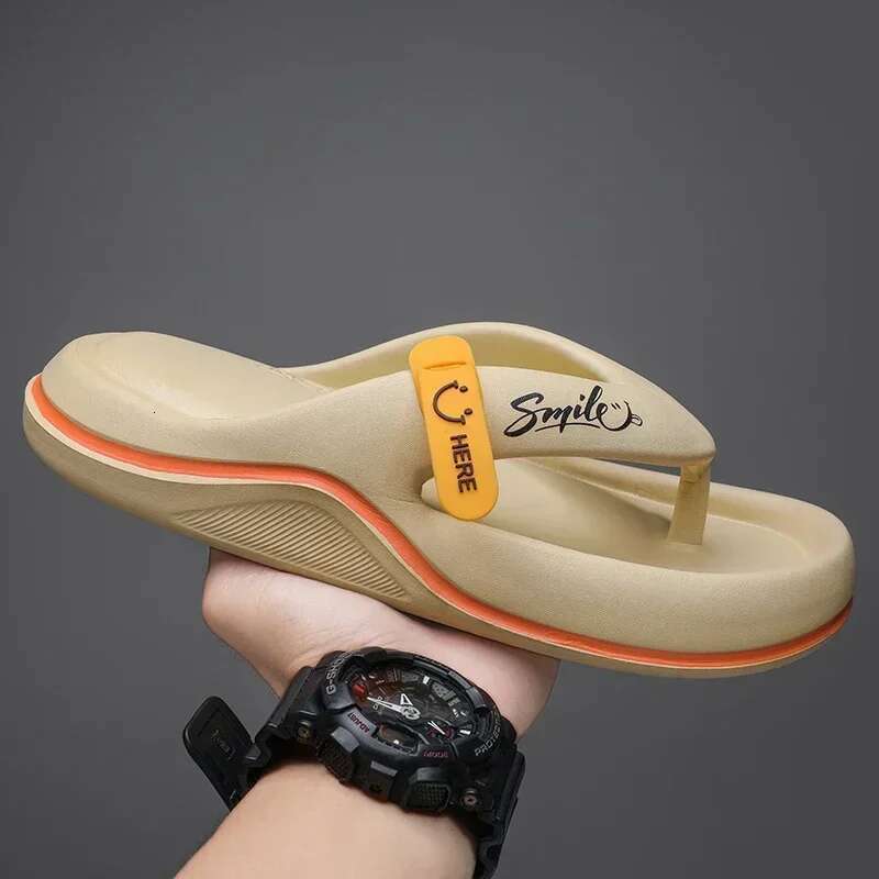 2025 Summer New Men's Fashion Versatile Slippers Designer Sandals Adult Men's Sandals Flip Up Shoes Outdoor Leisure Home Shoes Slippers