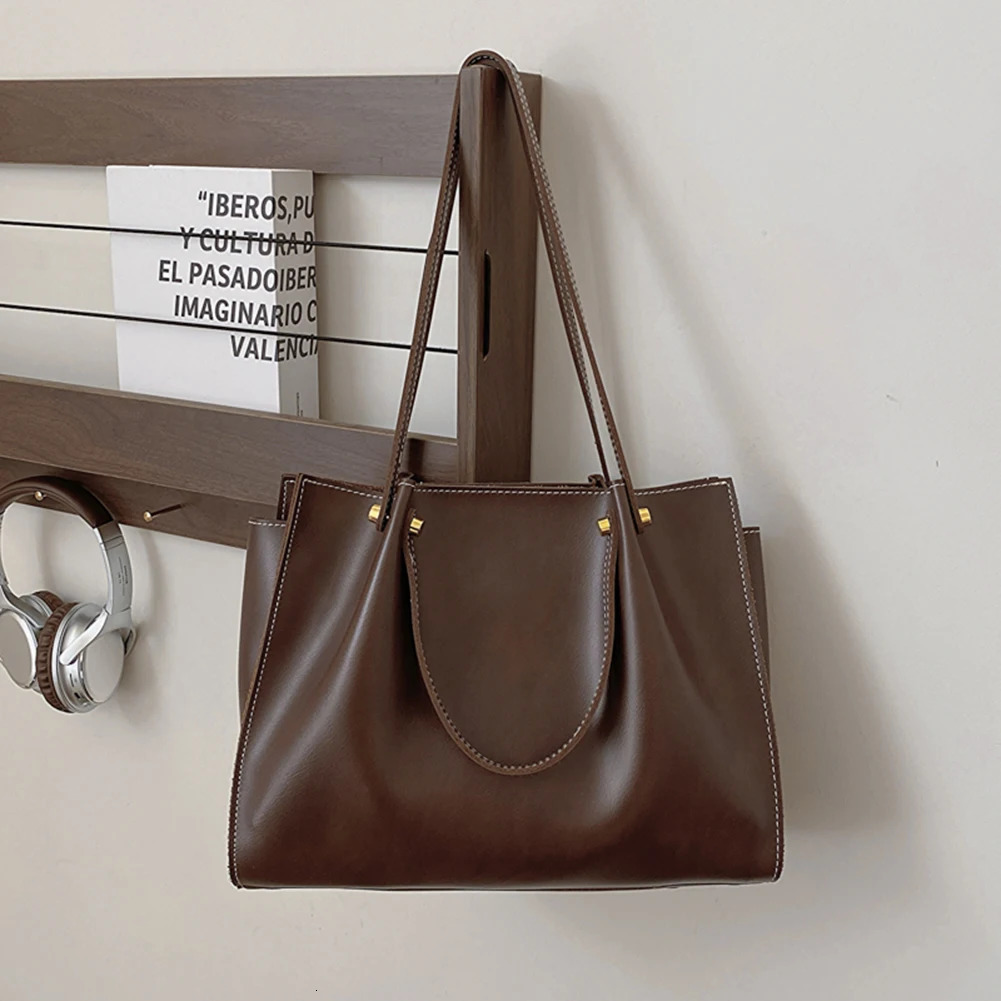 Ship from US Womens handbag with multiple pockets shoulder bag PU leather zipper closed underarm pocket solid for work and school 250227FBB