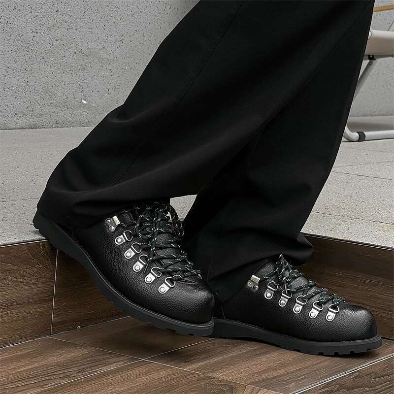Fall/Winter 2024 New Fashion Personality Quality Men's Casual Shoes Thick Sole Comfortable Simple Waterproof Leather Charm