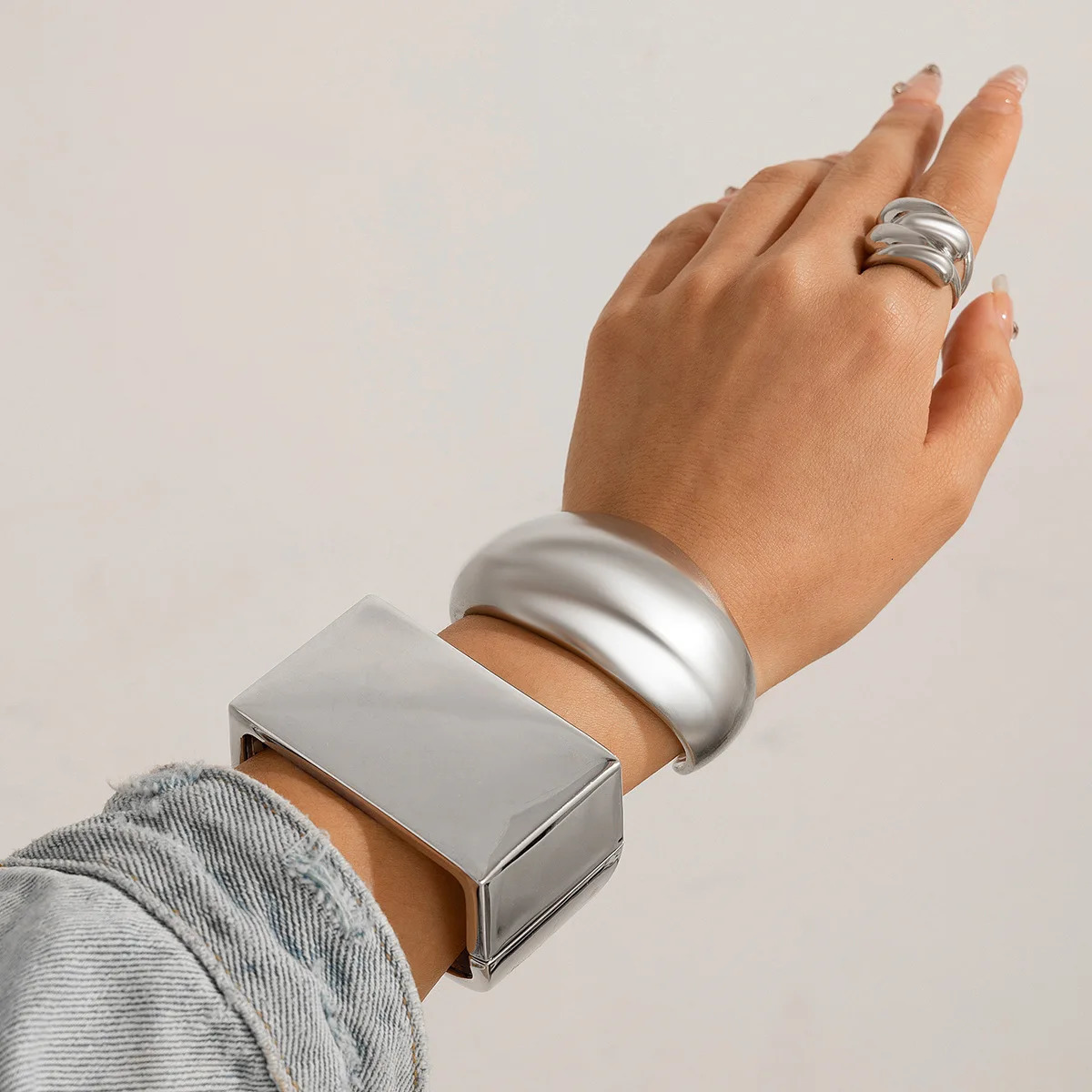 DIEZI Exaggerated Gold Silver Color Bangles Vintage Punk Irregular Geometric Bangles For Women Bracelets Men Accessories Jewelry 250227