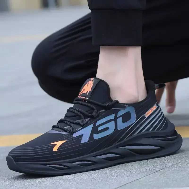 Mens sports and leisure shoes mens summer trendy new shoes round blackhead mens sports shoes Z250227