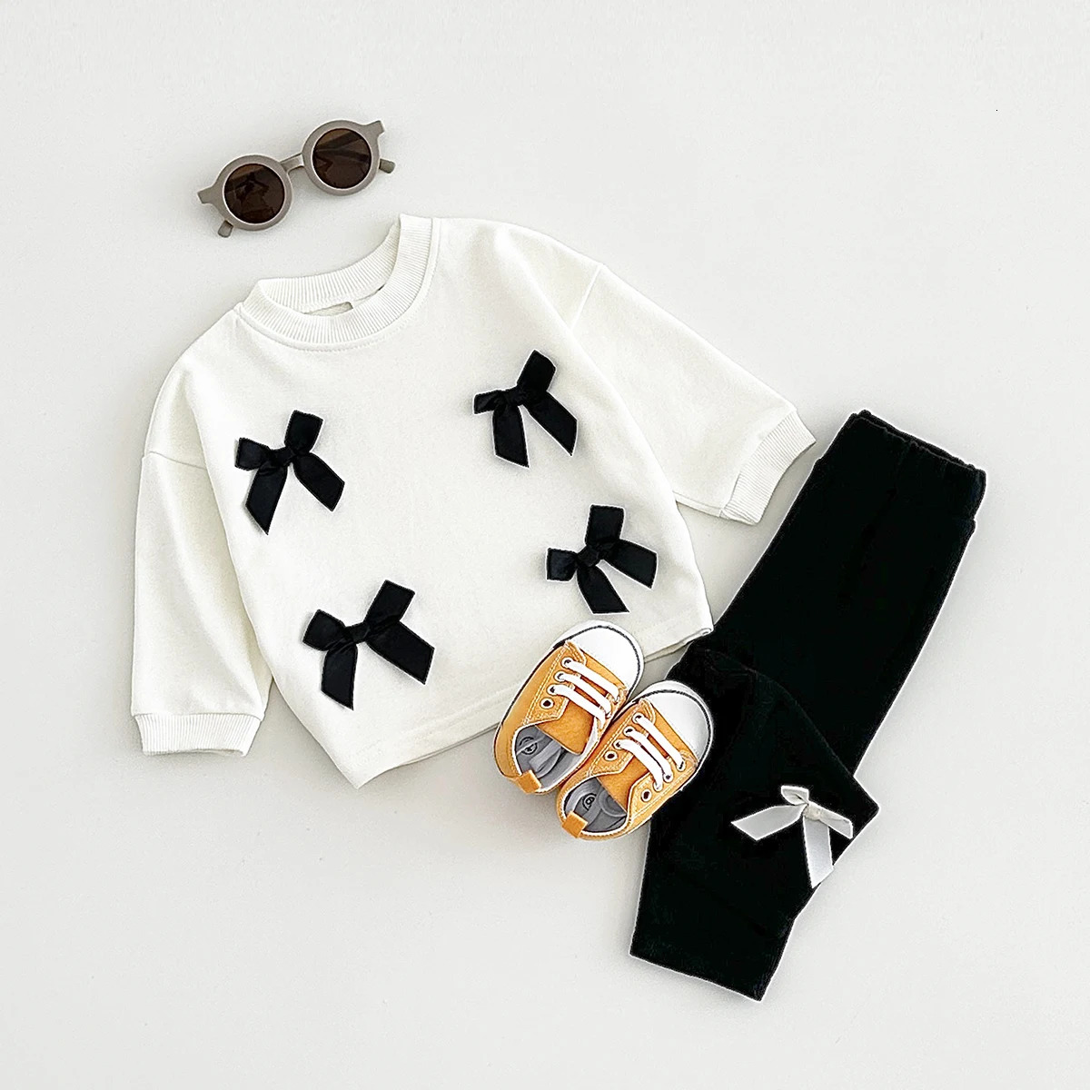 Ins Toddler Baby Suit Infant Outfit Baby Girls Spring Autumn Long Sleeved Bow Top PulloverPants born Baby Clothes Sets 0-3Y 250227