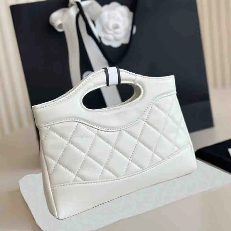 Classic mini Handle 31 Bag Women Shoulder Bag Crossbody Designer Bag Matelasse Chain Leather Vanity Case Luxury Evening Clutch Trend Coin Purse Card Holder