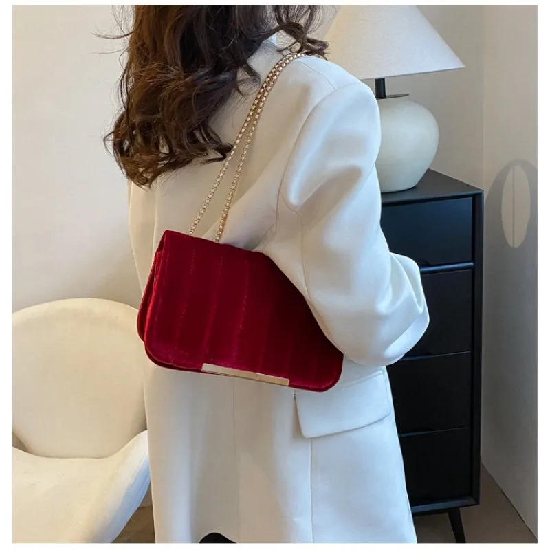 Ship from US y Red Velvet Crossbody Bags For Women ner Small Shoulder Handbags Chain Messenger Bag Lady Mini Purses Hand 250227FBB