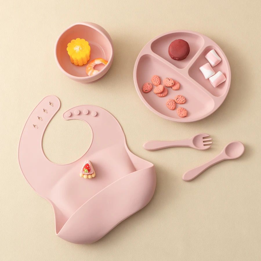 5Pcs Baby Silicone Feeding Set Round Dining Plate Sucker Bowl Dishes For Kids Baby Waterproof Bib Spoon Childrens Tableware 250227