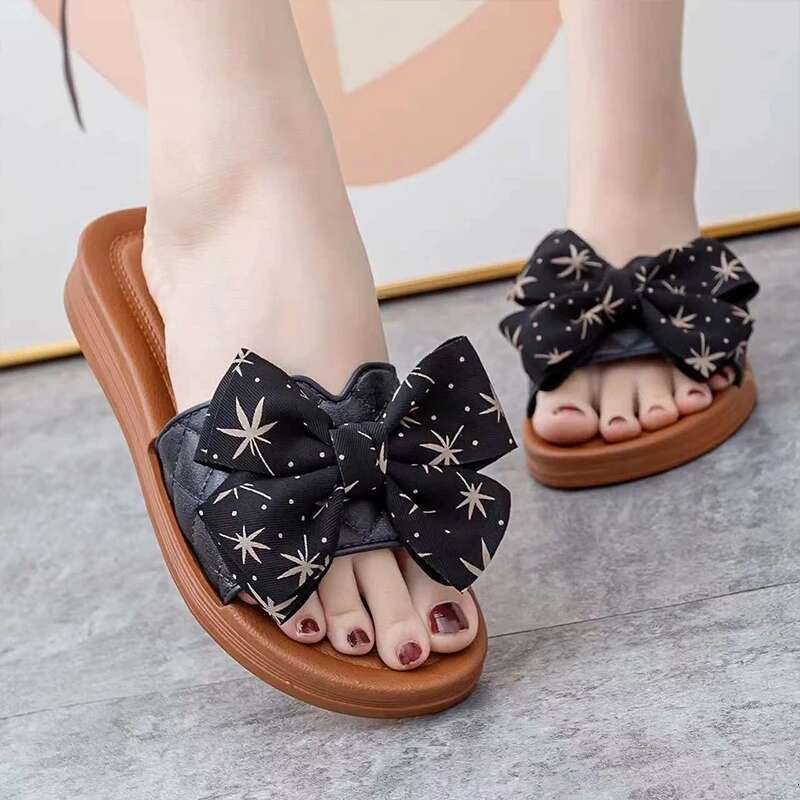 2025 Summer New PVC Versatile Fashion Bow Women's Designer Sandals Casual Beach Flat Slippers Thick Bottom Sandals