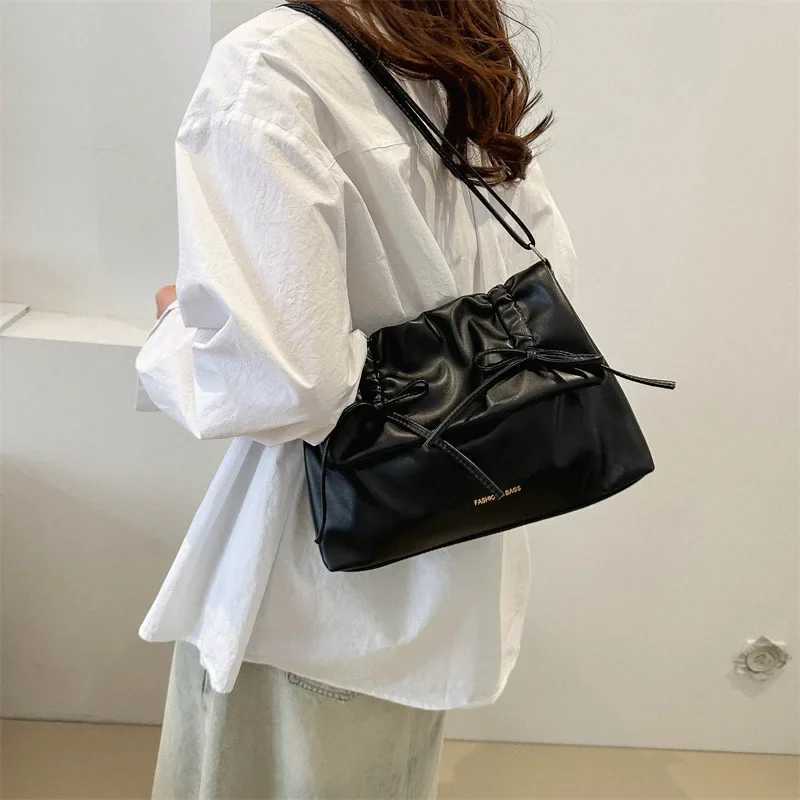 Underarm Bag Women Tote Bag Large Capacity Autumn and Winter Shoulder 2024 New Versatile High-Grade Shoulder Commuter BagXJ250227