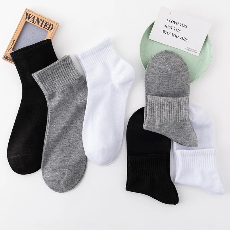20 pairsbatch mens business breathable cotton socks solid color black and white casual simple sports net short 250227