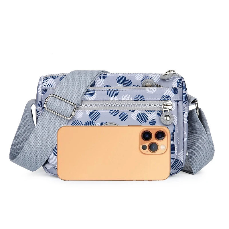 Nylon Shoulder Bag Lightweight Small Square Bag Anti Splash Casual Crossbody Womens Bag 250218