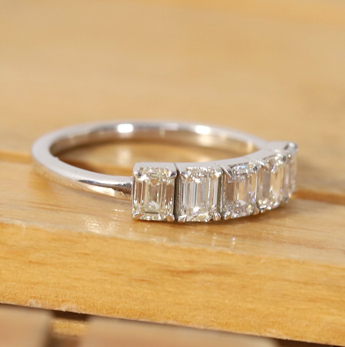 14k white real gold womens wedding ring 3.9*2.8mm emerald cut DE color VVS1 lab grown diamond eternity ring CVD diamond engagement ring for women
