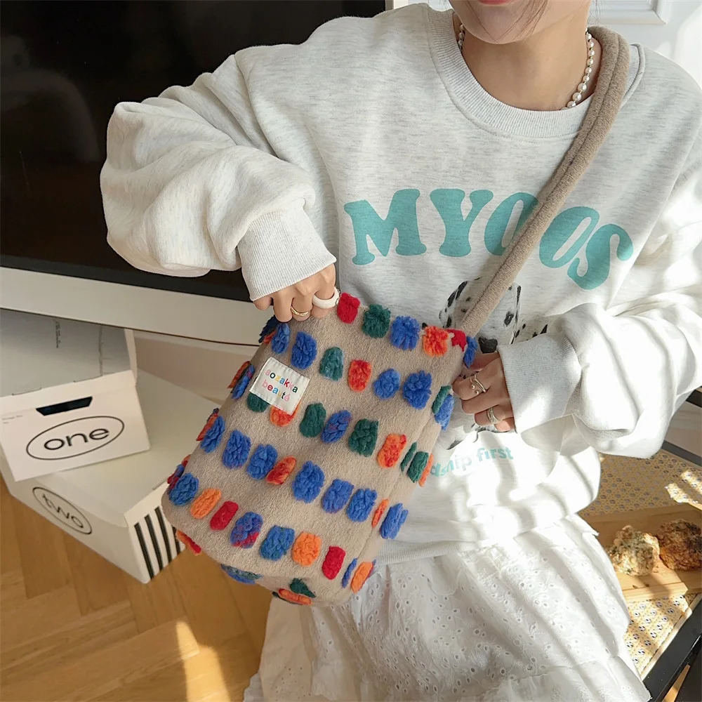 Color Plush Dots Handbags Retro n Female Fluffy Bucket Bags Large Capacity Shoulder Bag Purse Casual Tote 250221