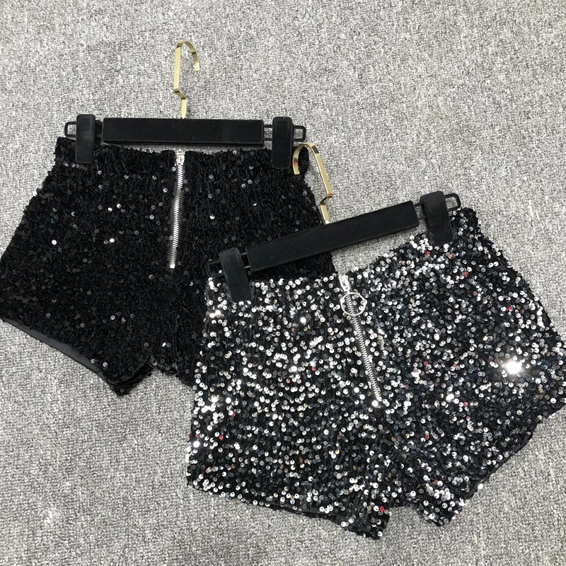 Whole Body The Sparkling Sequins Shorts Women Short Zipper Nightclub Woman Slim Fit for Silver and Black Sexy Shorts 250227