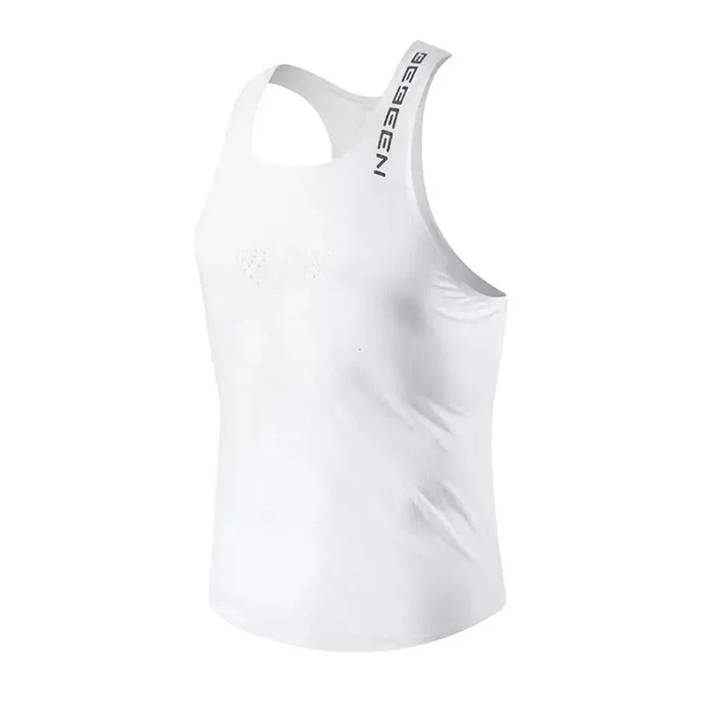 Mens Vest Mesh Breathable Quick Dry Outdoor Sports Sleeveless Top Lightweight Slim Fit Tank Top MenS Fashion Summer 250225