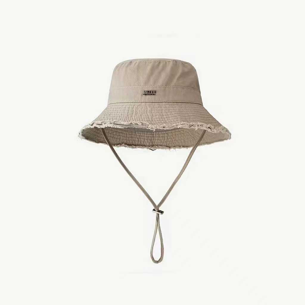Wide Brim Hats Bucket Hats 2023 New Four Seasons Correct Edition J Family Letter Fisherman Hat Fashion Versatile for Men and Women Outdoor Sun Protect