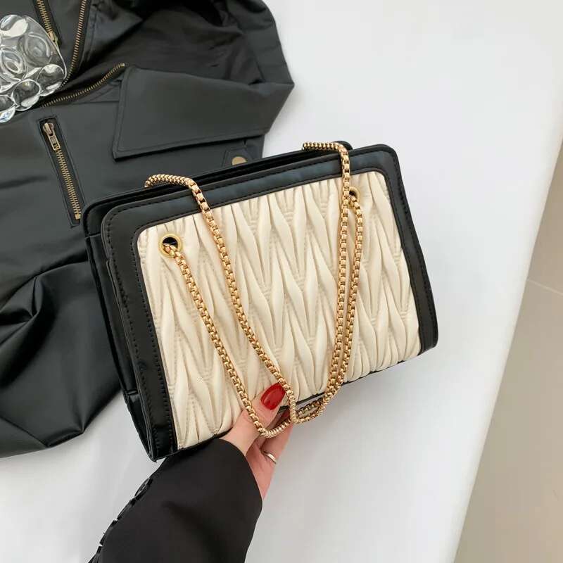 Girls New Shoulder Tote Dia Fashion Ing Commuter Women's Bag Chain Decoration PU Material