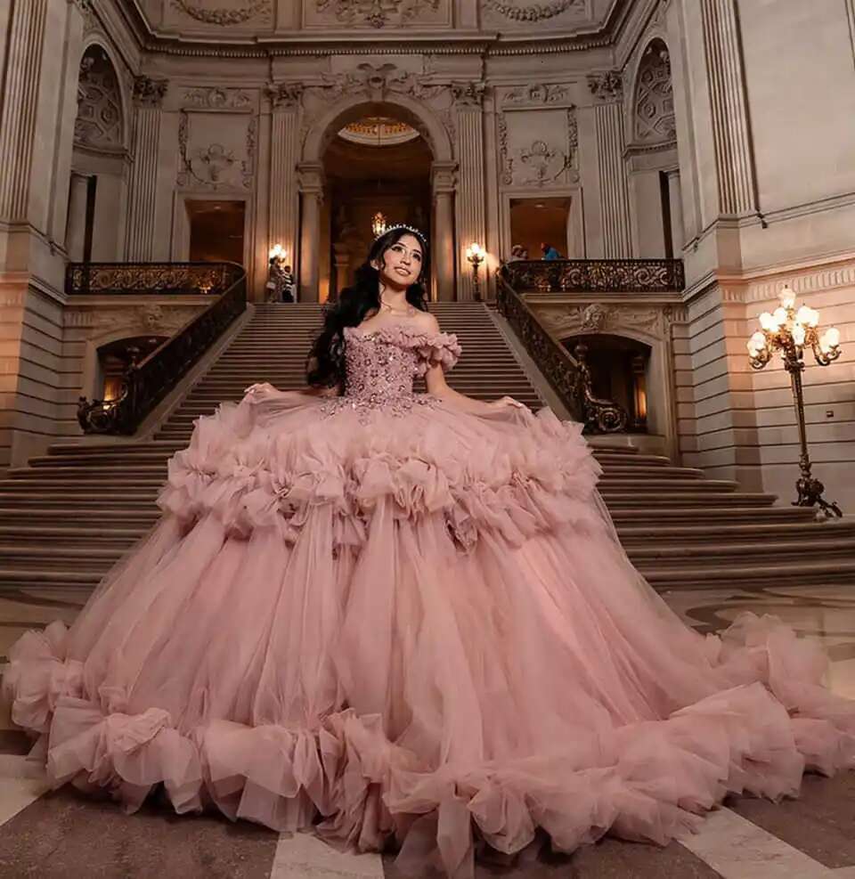 New Arrival Ball Gown Dresses Pink Sweethearts Wedding Dress Train Sweep Custom