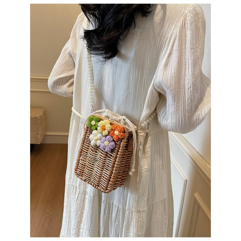 Weaving weaving for women's spring and summer 2025 new item, niche pearl crossbody bag, vacation hand-held beach bag #swissmilitary