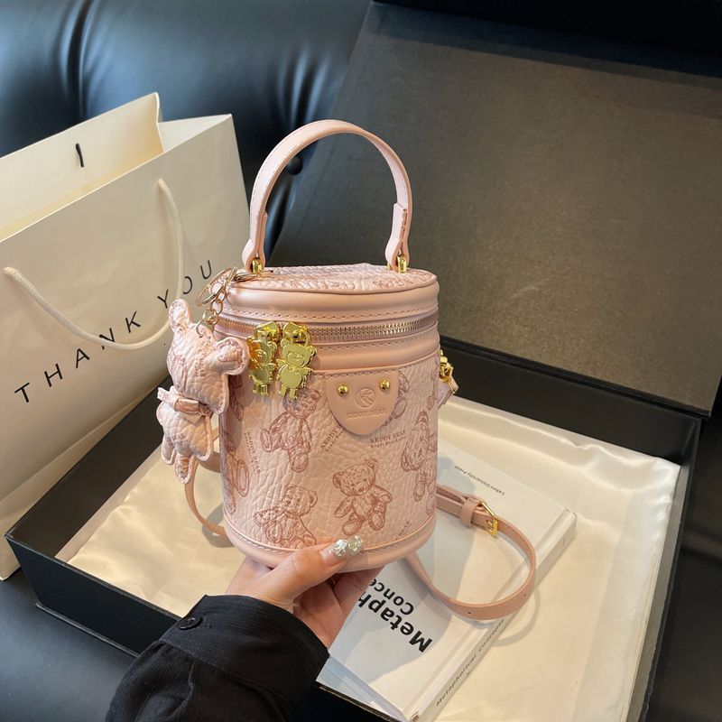 Trendy texture bucket b, new teddy bear contrasting printed cydrical handb, versatile single shoulder crossbody
