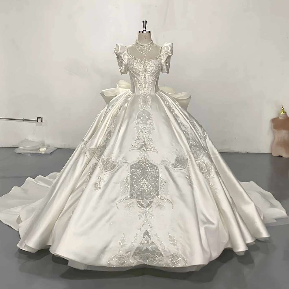 Custom 2025 Satin dress pricess bloated lace pearls short sleeves square neck wedding dresses