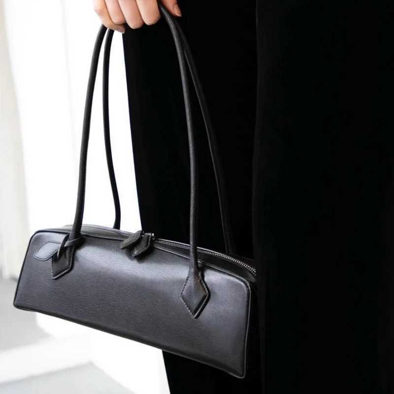 Niche Sausage Bag Retro Underarm French Stick Bag Genuine Leather Womens Handbag Casual Commuting Versatile Shoulder BagC250222