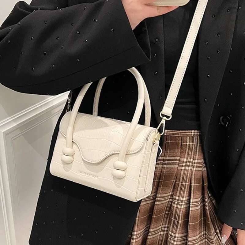 Handbags New Ladies Shoulder Commuter Girl Crossbody Simple Solid Colour Small Square Bag Handbag Car Ing Craf