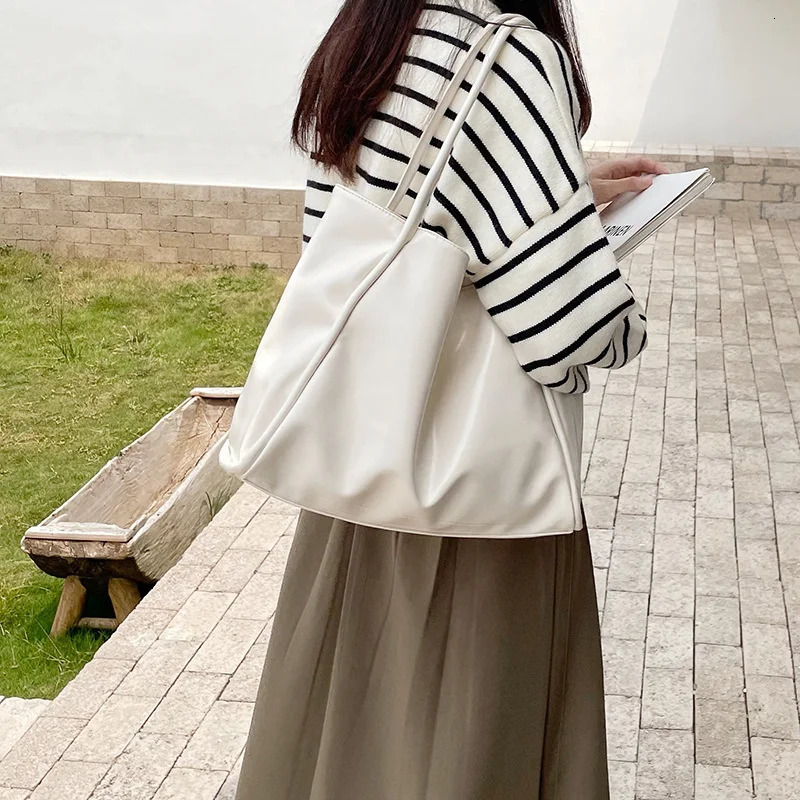 Women Tote Bag Retro Solid Color Underarm Pouch For Student Large Capacity Soft Pu Leather Shoulder Fashion Portable Bucket 250221